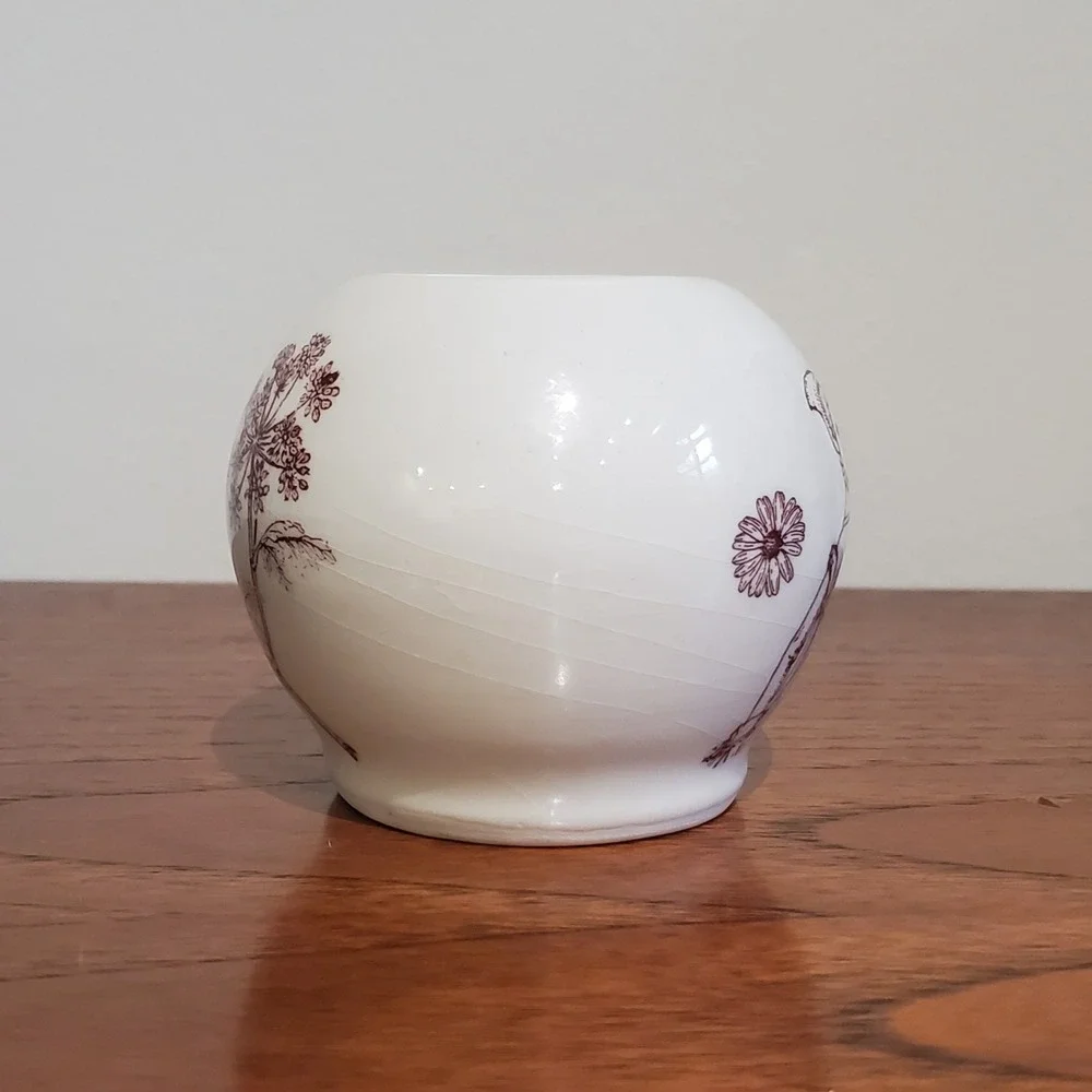Vintage‎ Staffordshire Style Transferware Ceramic Portrait Moon Pot Vase